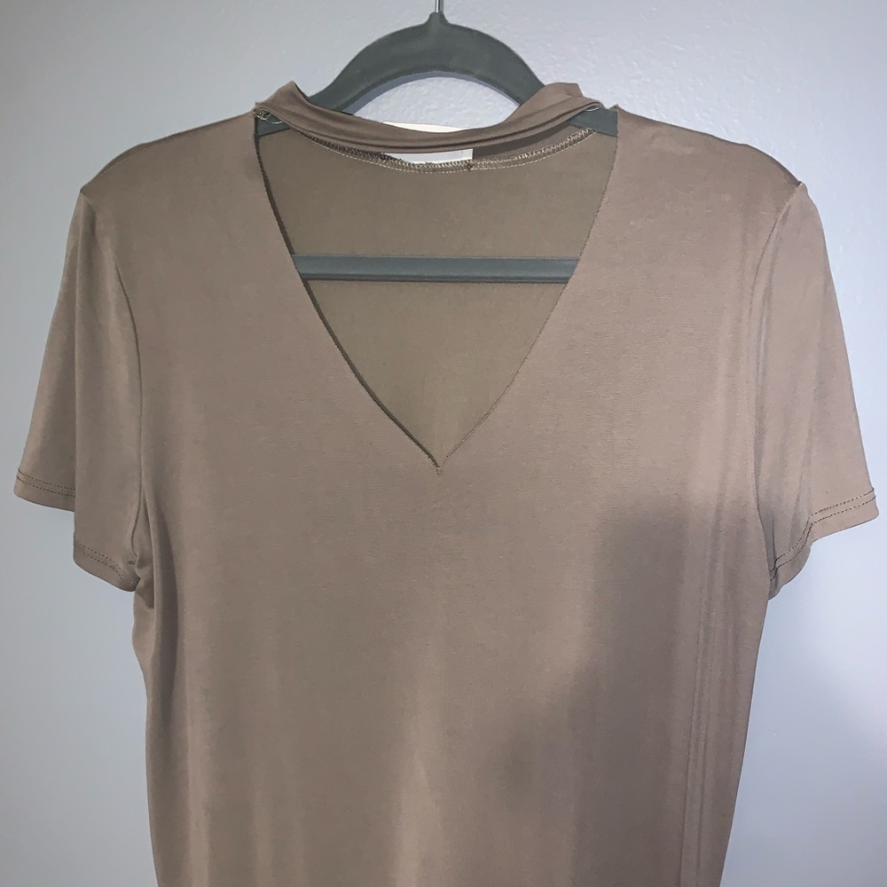 Taupe short sleeve